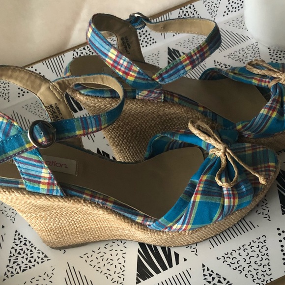 Xhileration Aqua plaid platform sandals Sz 5.5 - Picture 2 of 6
